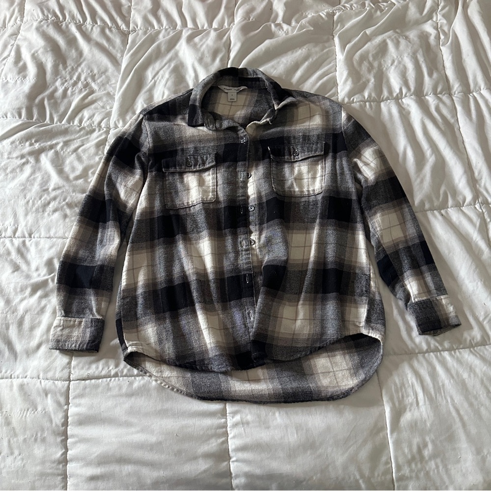 Old Navy Plaid Flannel Button-Up Shirt